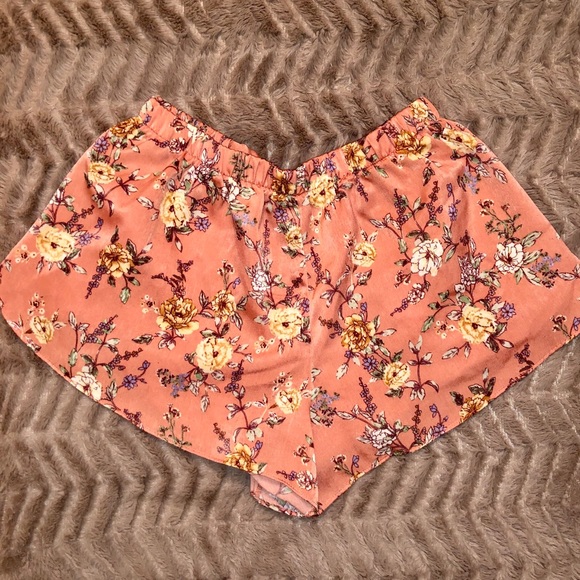 Floral silk shorts - Picture 3 of 5